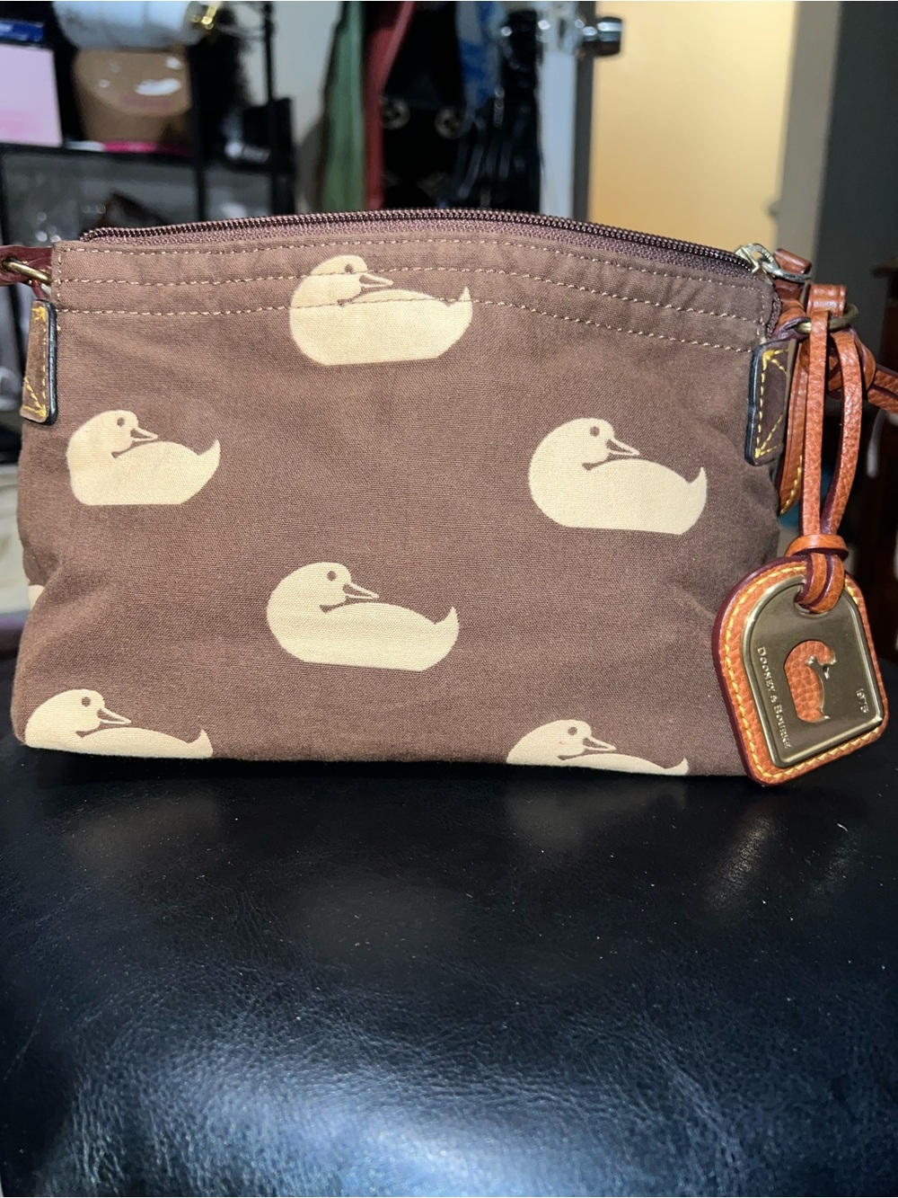 Dooney & Bourke Brown Shoulder Bag with Cream Bird Motif - Picture 6 of 7
